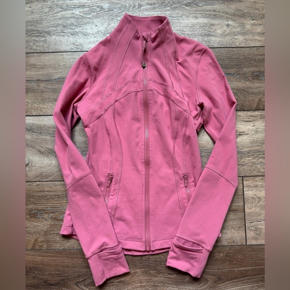 Lululemon Define Jacket - Picture 2 of 6